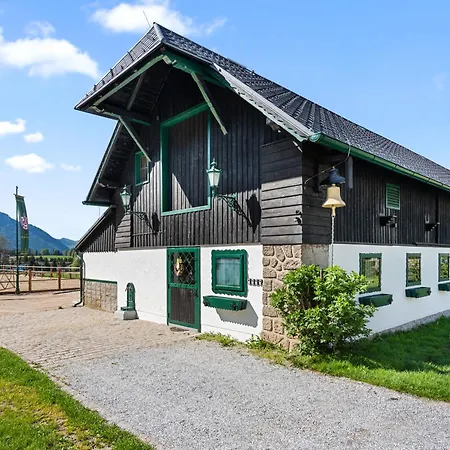 Gutshof Weissenbach Апартаменты *